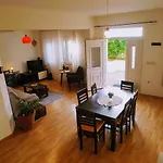 Spacious Garden House, Nyaraló