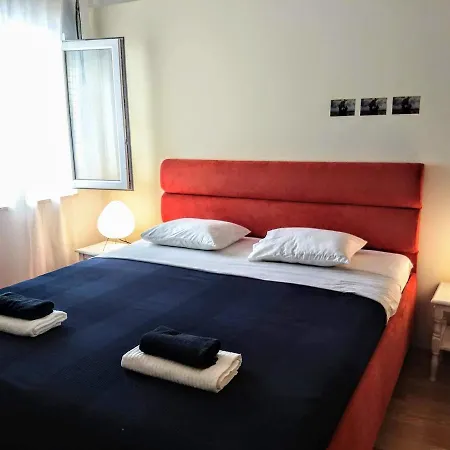 Spacious Garden House, Holiday home Orebic