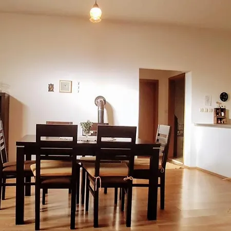 Spacious Garden House, Orebic