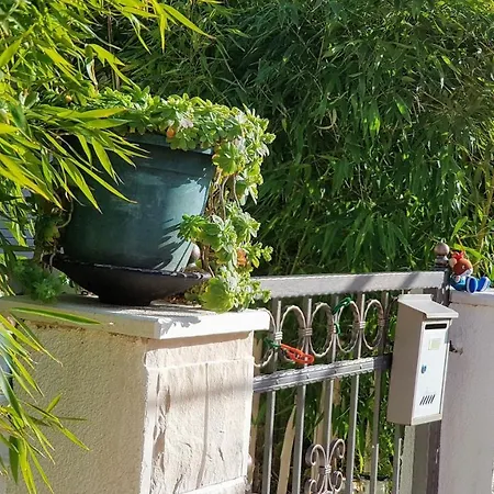Spacious Garden House, 奥瑞比克