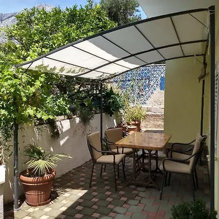 Holiday home Spacious Garden House,