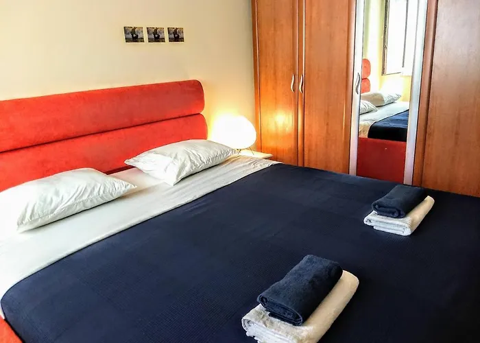 Spacious Garden House, Hébergement de vacances